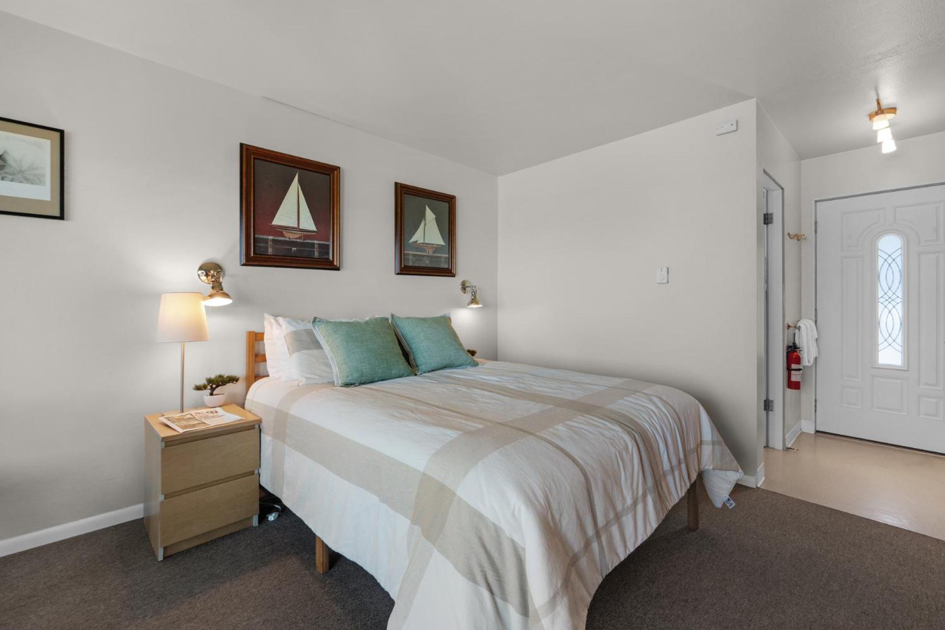 The Tides By The Sea Aparthotel Seaside Exterior photo